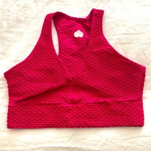 Raspberry BBB Croco Curvy top